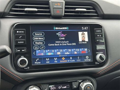 New 2025 Nissan Versa SR w/ Trunk Package image 19