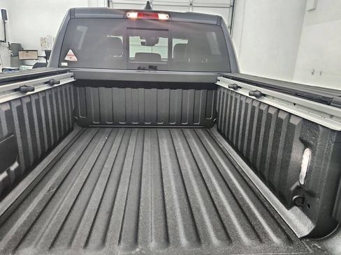 New 2026 RAM 1500 Laramie AWD/4WD image 33