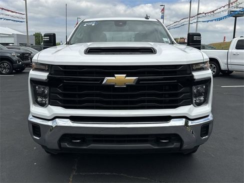 Certified 2024 Chevrolet Silverado 2500 W/T w/ WT Convenience Package image 3