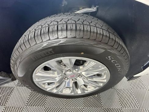 Used 2022 GMC Yukon XL Denali AWD/4WD image 44