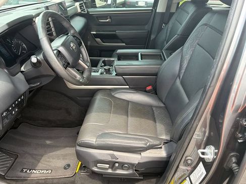 Used 2023 Toyota Tundra Limited AWD/4WD image 9