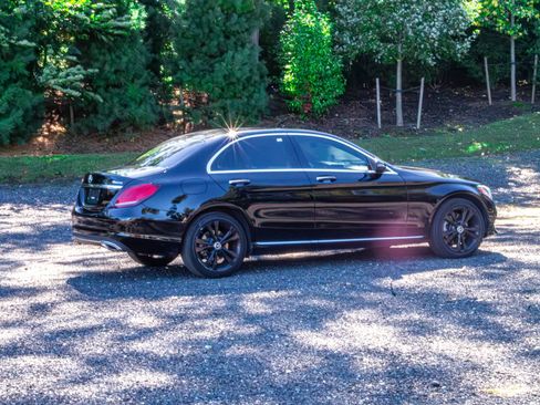 Used 2021 Mercedes-Benz C 300 C 300 image 9