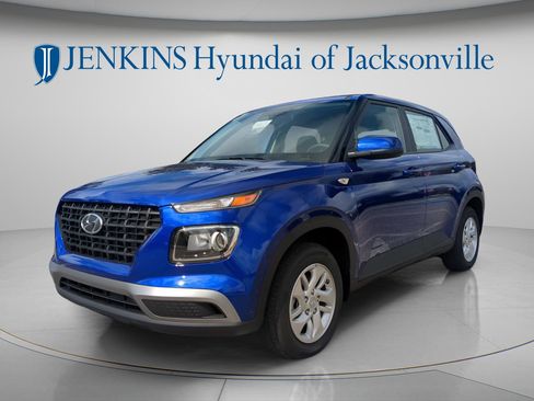 New 2026 Hyundai Venue SE FWD image 7