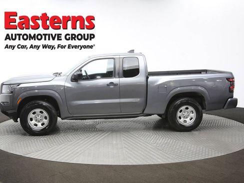 Used 2022 Nissan Frontier S image 57