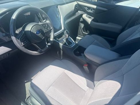 Used 2024 Subaru Outback Premium AWD/4WD image 8