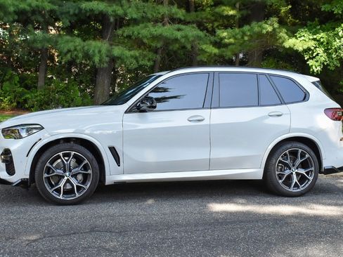 Used 2023 BMW X5 sDrive40i w/ M Sport Package RWD image 3