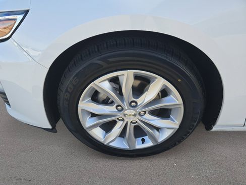 Used 2024 Chevrolet Malibu LT image 25