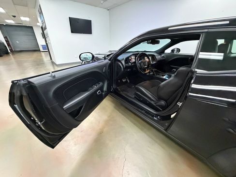 Used 2021 Dodge Challenger R/T Scat Pack RWD image 13