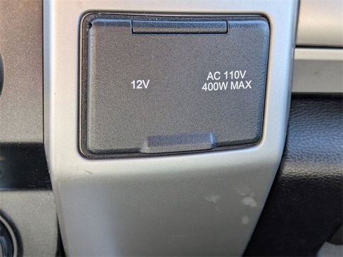 Used 2018 Ford F250 Lariat w/ Lariat Value Package image 31