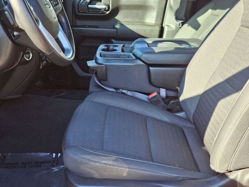 Used 2023 Chevrolet Silverado 1500 Custom Trail Boss w/ LPO, Dark Essentials Package image 14