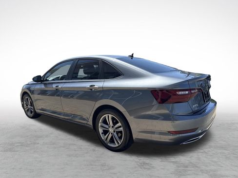Used 2021 Volkswagen Jetta R-Line w/ R-Line Cold Weather Package FWD image 3