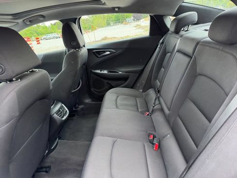 Used 2023 Chevrolet Malibu LT w/ Driver Confidence Package FWD image 4