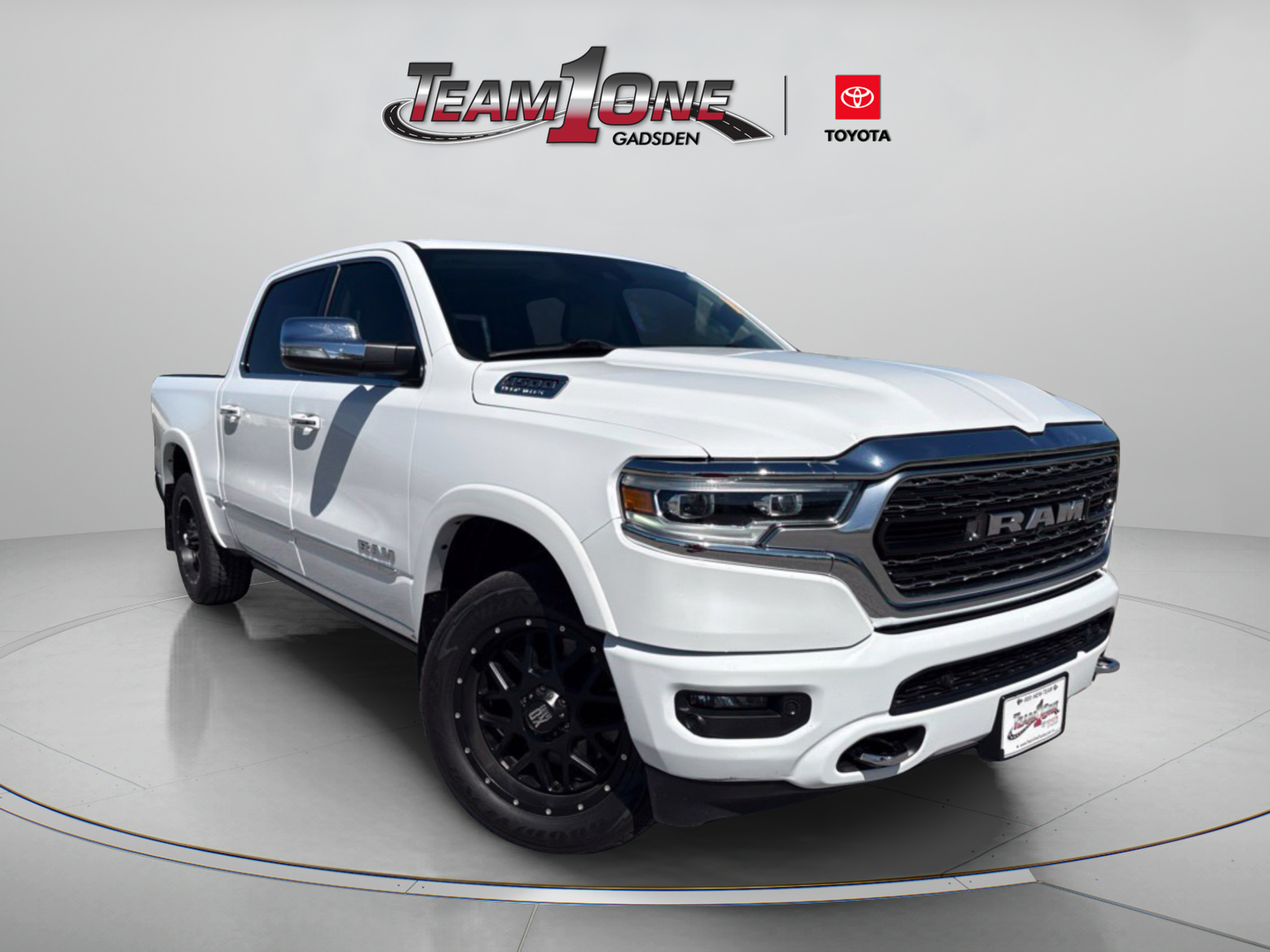 Used 2021 RAM 1500 Limited AWD/4WD image 1