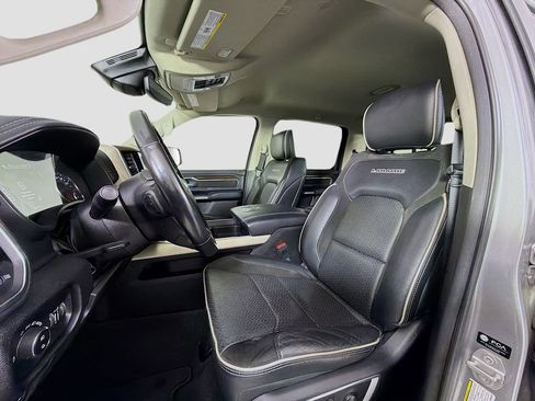 Used 2022 RAM 1500 Laramie image 13