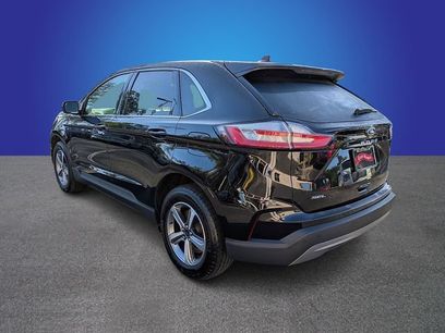 Used 2024 Ford Edge SEL w/ Convenience Package