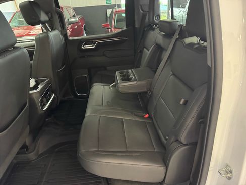 Used 2023 GMC Sierra 1500 Elevation w/ Elevation Premium Package AWD/4WD image 13