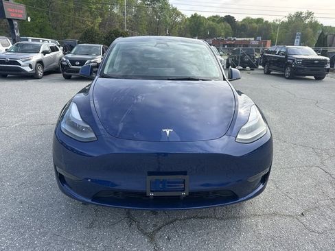 Used 2023 Tesla Model Y 2WD image 8
