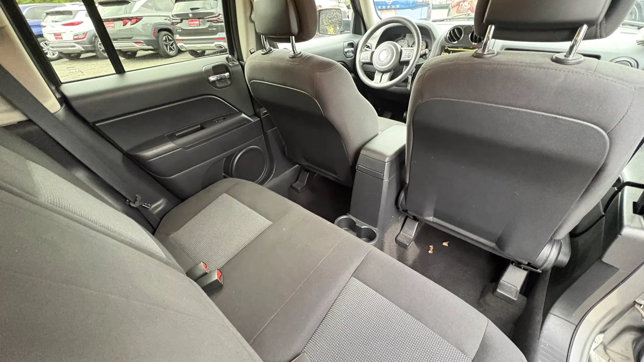 Used 2015 Jeep Patriot Sport w/ Power Value Group AWD/4WD image 32