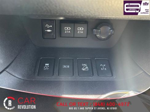 Used 2017 Toyota Highlander Limited w/ Protection Package #3 AWD/4WD image 22