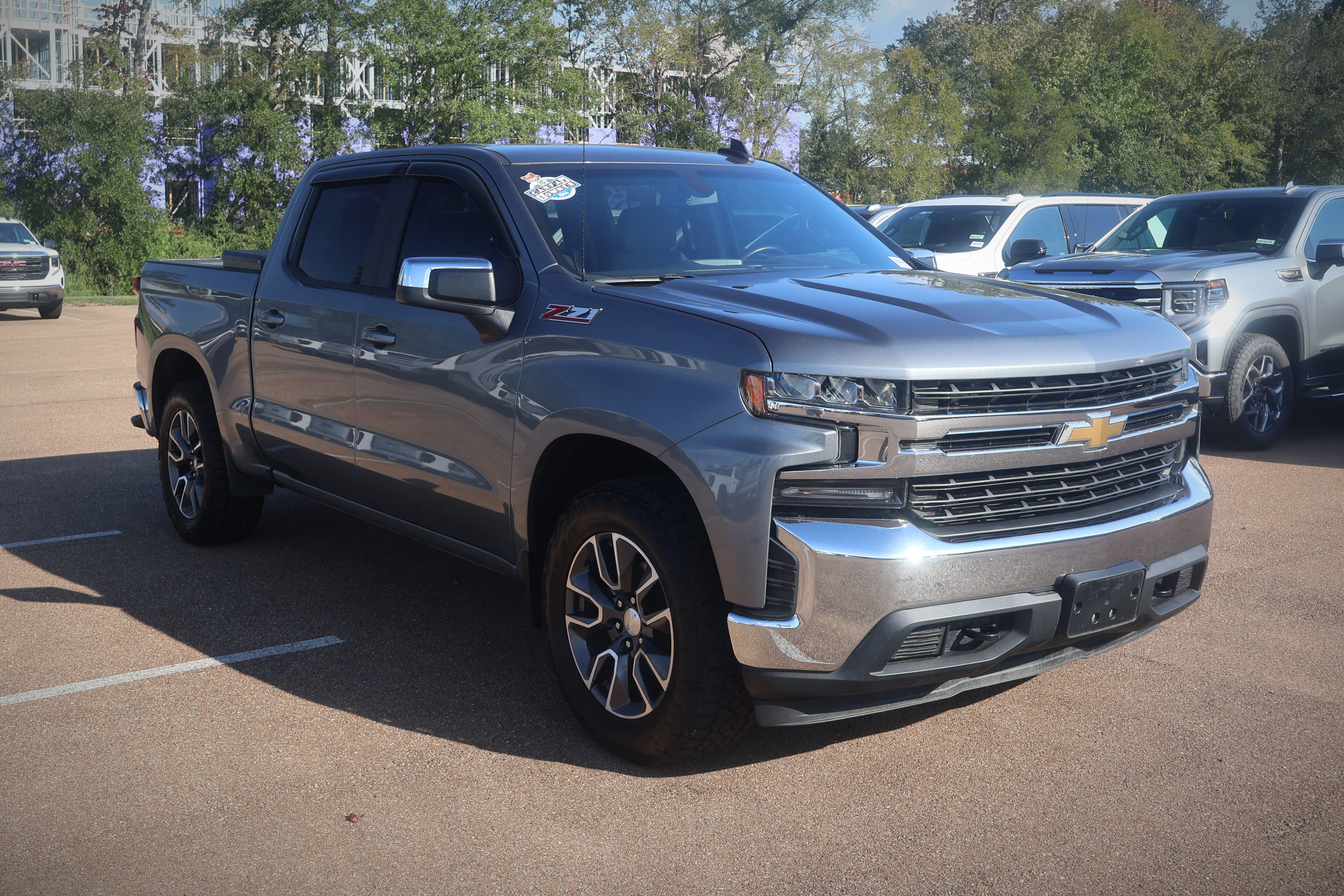 Used 2020 Chevrolet Silverado 1500 LT w/ All-Star Edition AWD/4WD image 4