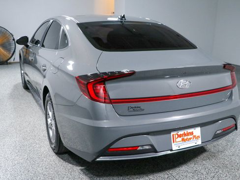 Used 2020 Hyundai Sonata SE FWD image 9
