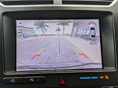 Used 2019 Ford Explorer Limited w/ Ford Safe & Smart Package image 24