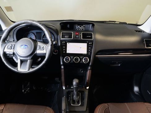 Used 2018 Subaru Forester 2.5i Touring AWD/4WD image 13