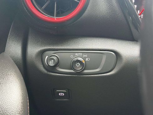 Used 2022 Chevrolet Blazer RS w/ Enhanced Convenience Package image 47