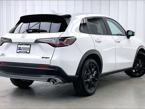 Certified 2024 Honda HR-V Sport image 12