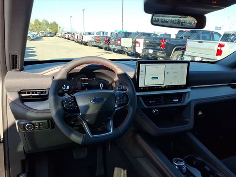 New 2026 Ford Explorer ST-Line w/ ST-Line Street Pack RWD image 15