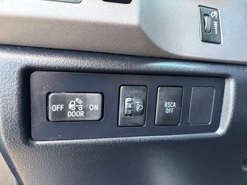 Used 2012 Toyota Tundra 4x4 CrewMax w/ TRD Off-Road Pkg image 17