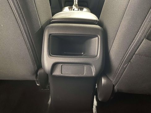Used 2025 Honda HR-V LX image 12