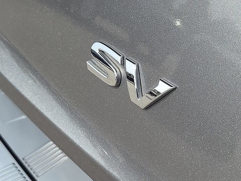 Used 2023 Nissan Rogue SV FWD image 8
