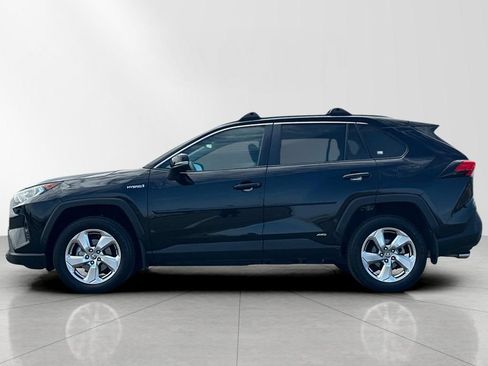 Used 2021 Toyota RAV4 XLE Premium AWD/4WD image 3