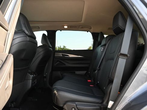 Used 2023 INFINITI QX60 Luxe w/ Cargo Package AWD/4WD image 17