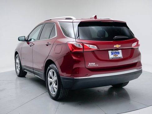 Used 2020 Chevrolet Equinox Premier image 3