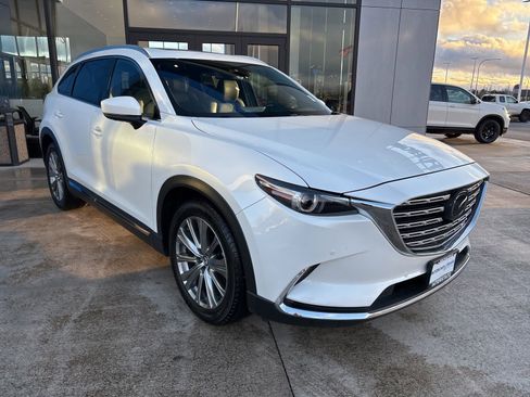 Used 2021 MAZDA CX-9 Signature image 3
