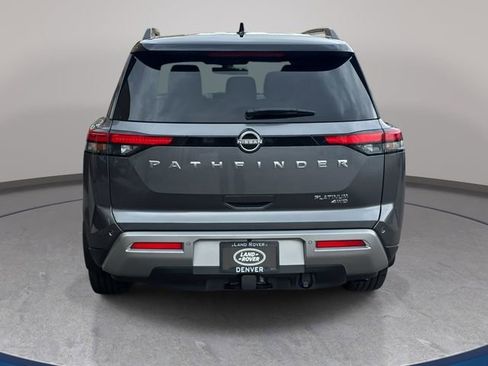 Used 2024 Nissan Pathfinder Platinum AWD/4WD image 7