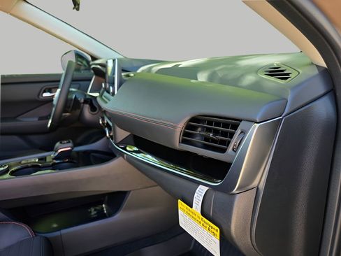 New 2026 Nissan Rogue SV image 16