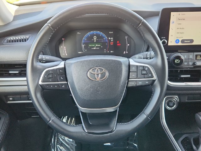 Used 2025 Toyota Grand Highlander FWD image 36