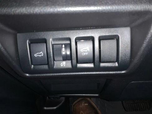 Certified 2023 Subaru Outback Premium AWD/4WD image 10