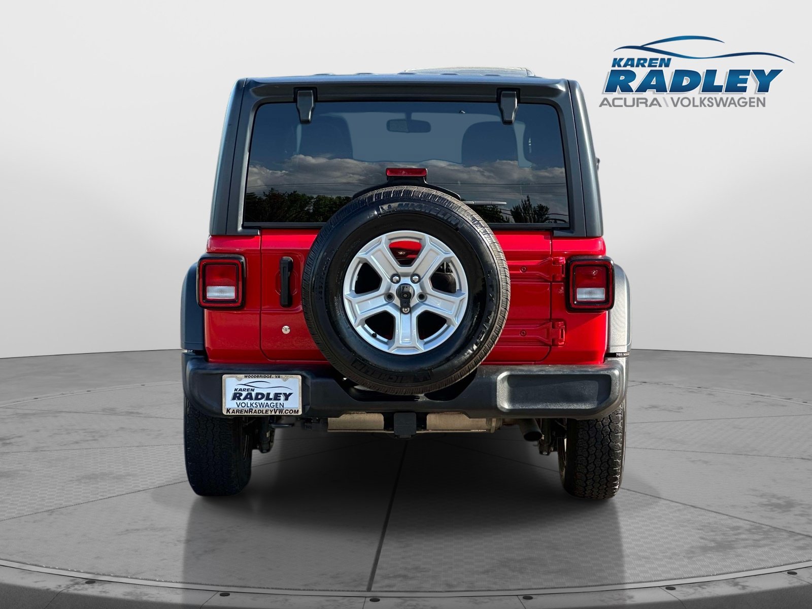 Used 2018 Jeep Wrangler Unlimited Sport S AWD/4WD image 3