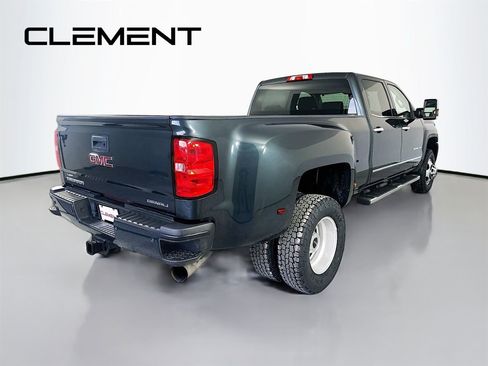 Used 2019 GMC Sierra 3500 Denali w/ Duramax Plus Package image 7