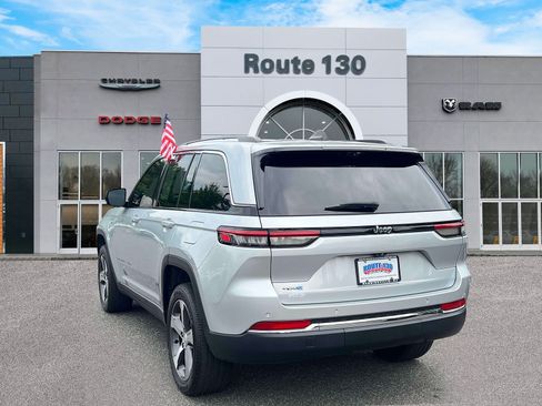 Used 2023 Jeep Grand Cherokee 4WD 4xe w/ Luxury Tech Group II image 3