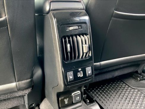 Used 2022 Jeep Compass Trailhawk w/ Trailhawk Elite Group AWD/4WD image 32