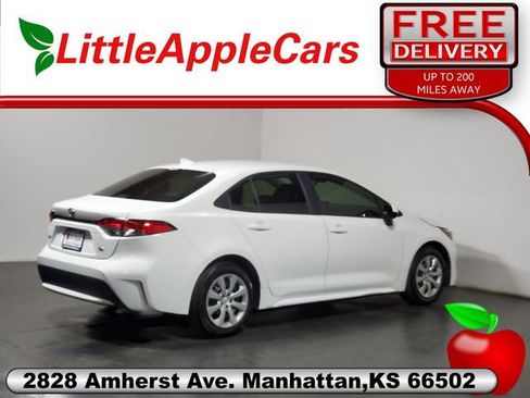 Used 2020 Toyota Corolla LE image 30