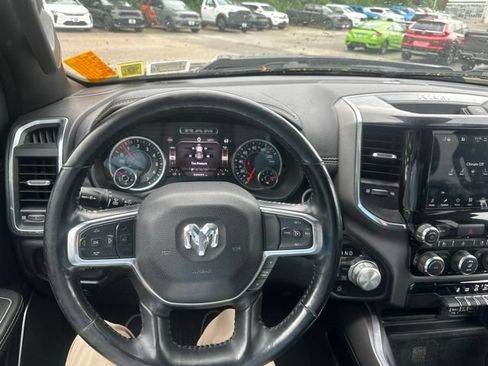 Used 2022 RAM 1500 Laramie AWD/4WD image 19