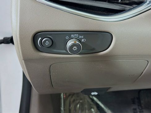 Used 2024 Chevrolet Malibu LT FWD image 10