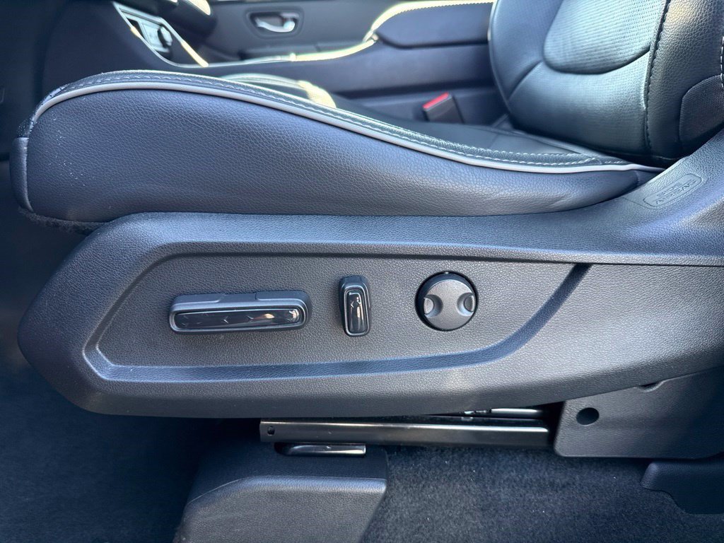 Certified 2025 Honda Pilot Elite image 20