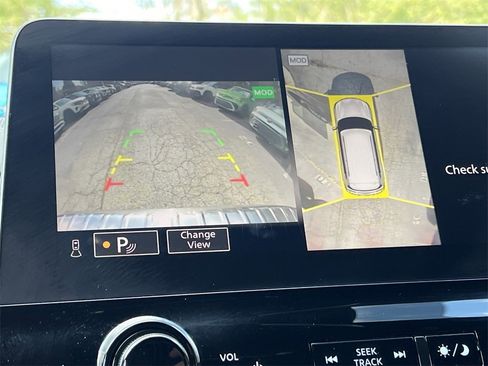 Used 2024 INFINITI QX80 Sensory w/ All-Season Package image 28